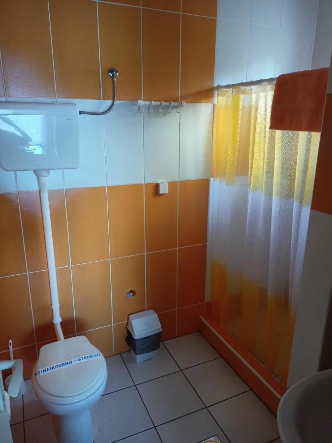 Apartman Fiva Appartement Pacir Buitenkant foto