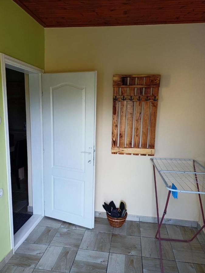 Apartman Fiva Appartement Pacir Buitenkant foto