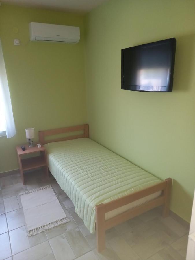 Apartman Fiva Appartement Pacir Buitenkant foto