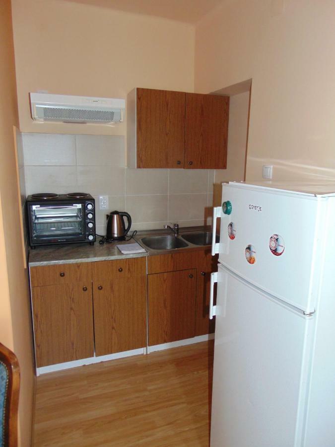 Apartman Fiva Appartement Pacir Buitenkant foto