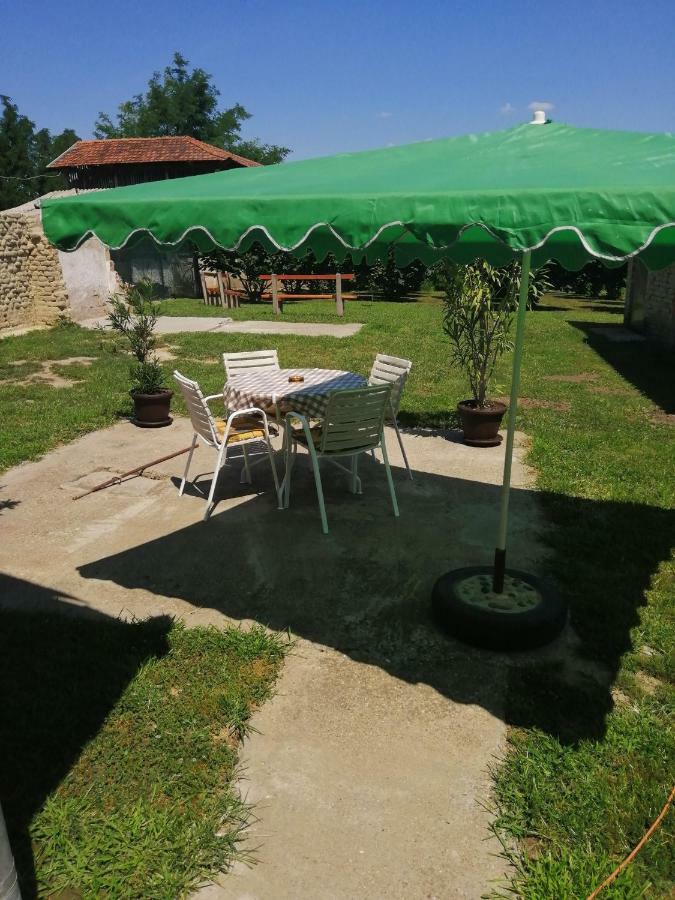 Apartman Fiva Appartement Pacir Buitenkant foto